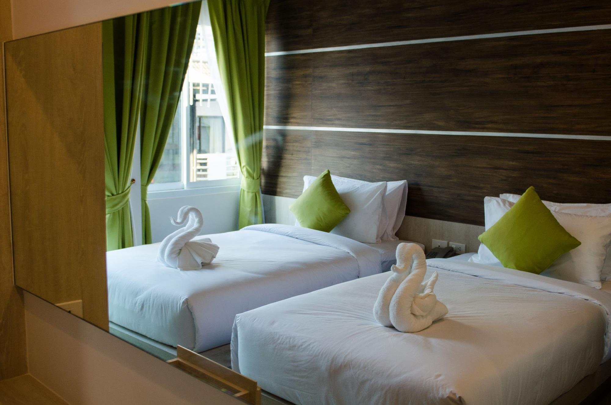 Hotel Centro One Bangla Patong Exterior foto