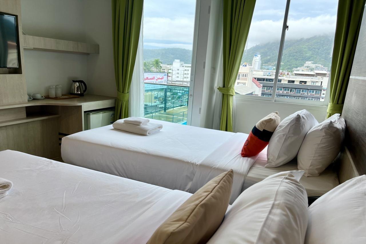 Hotel Centro One Bangla Patong Exterior foto