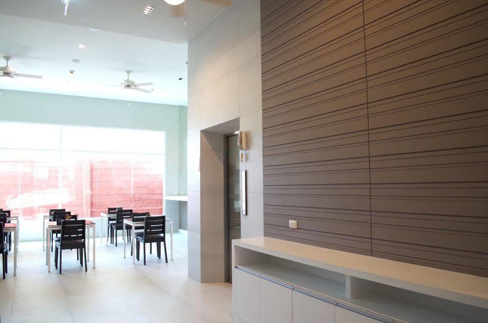 Hotel Centro One Bangla Patong Exterior foto